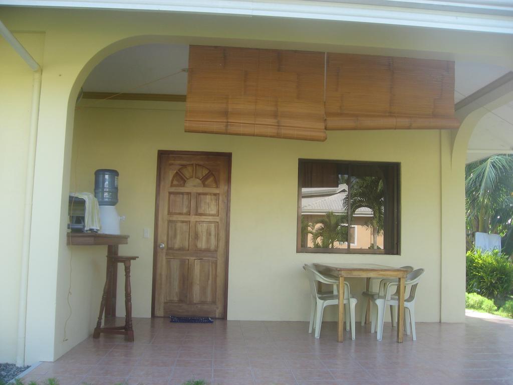 Bohol Sunside Resort Панглао Стая снимка
