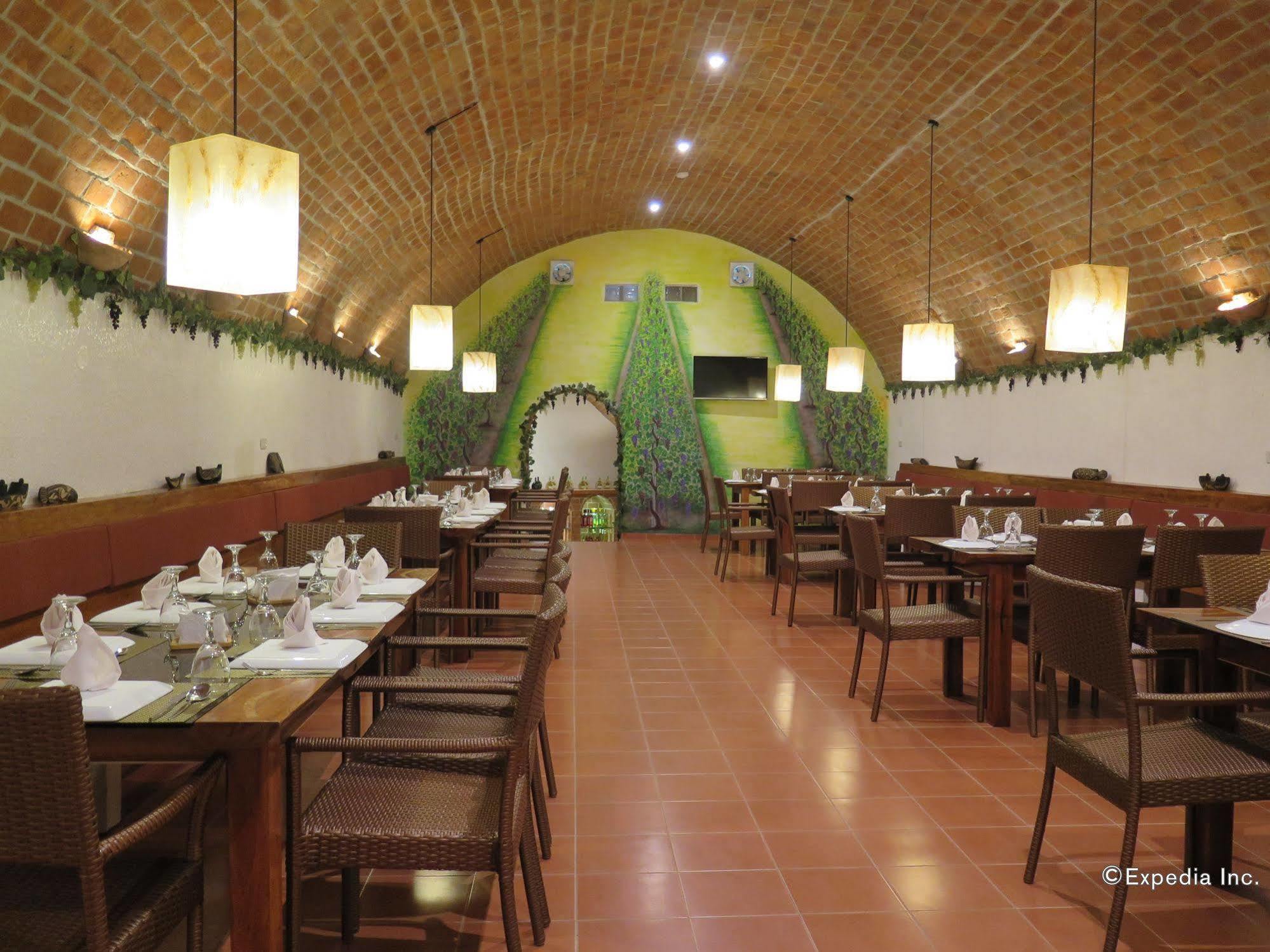 Bohol Sunside Resort Панглао Екстериор снимка
